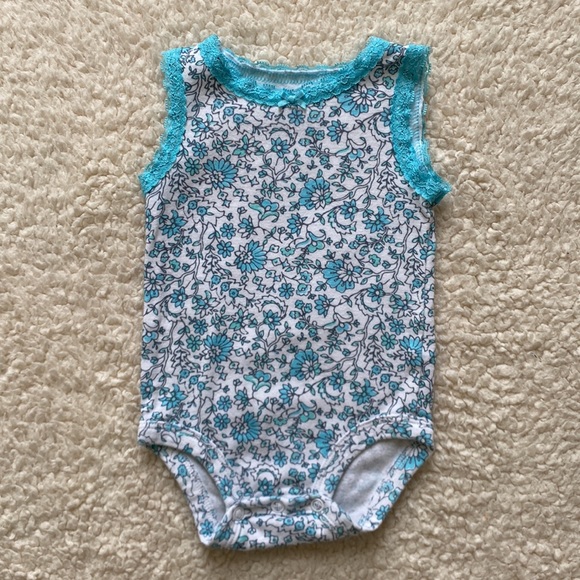 *EUC* Carter’s Baby Girl Sleeveless Floral Print Lace Trimmed Onesies (5-Pack) - Picture 2 of 16